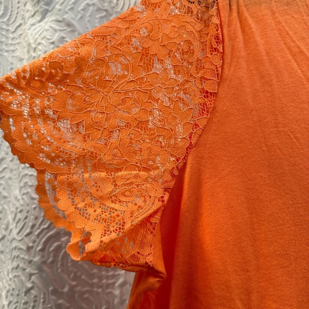 New lace sleeve shirt. Torrid size 1. Never worn - Picture 1 of 2